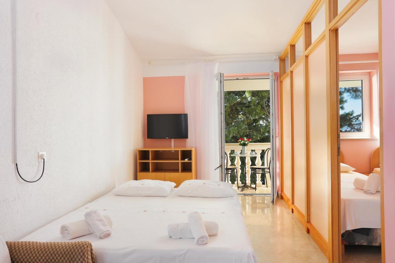 Apartments With A Parking Space Marusici, Omis - 18497 Mimice Bagian luar foto